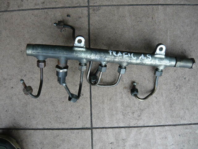 RAMPA PRESIUNE INJECTOARE Opel Vivaro 1.9 D 0445214024 2002-2006 F9Q