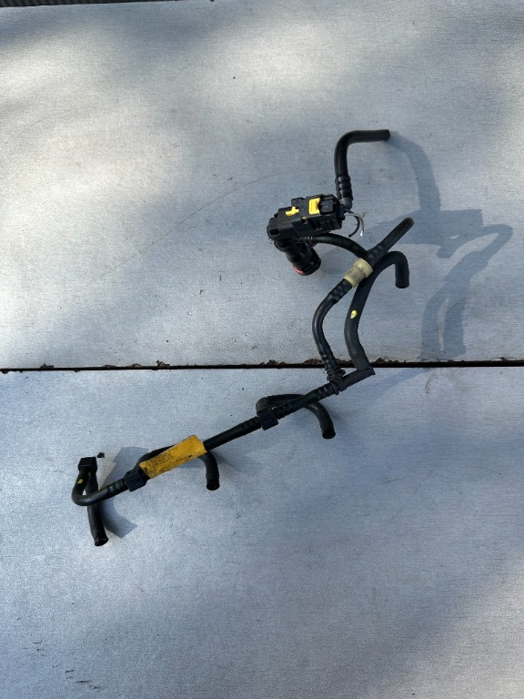Rampa retur injectie Renault Laguna 3 1.5 DCI cod 8201003973 an 2009 - 2015
