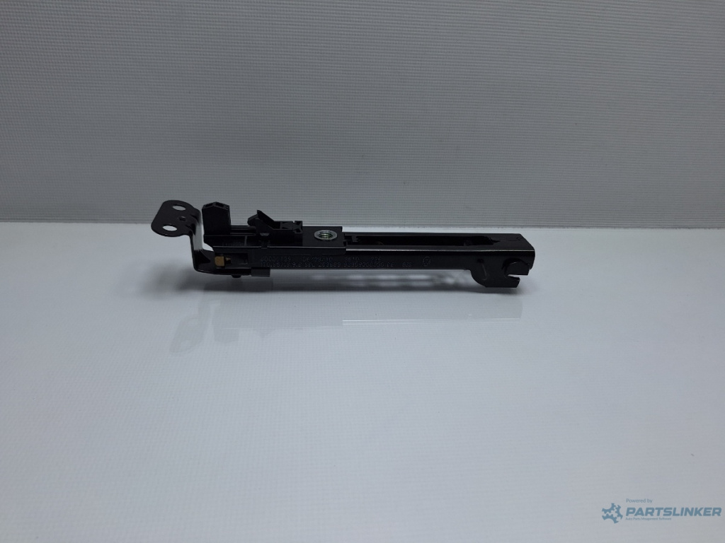 Reglaj centura fata VOLKSWAGEN TOURAN 1T3 2010 - 2015 TDI CFHC 1T0857819B