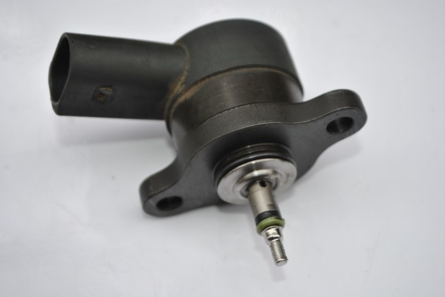 REGULATOR PRESIUNE MERCEDES E-KLASS W210 -PRODUS NOU