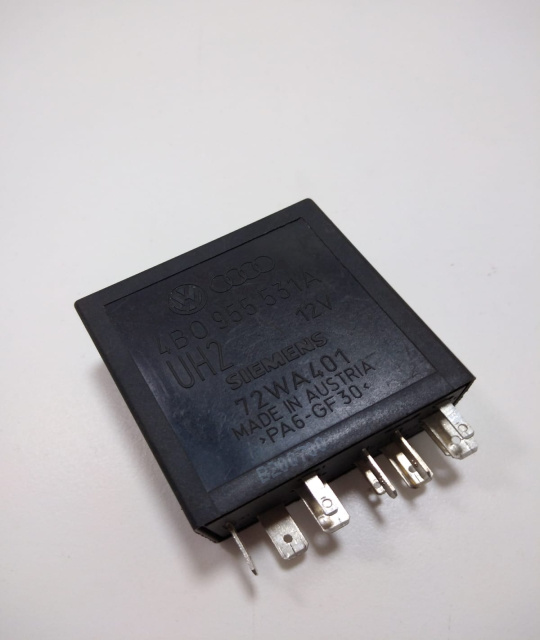 Releu 361 Comanda oglinzi 4A0907440 Audi