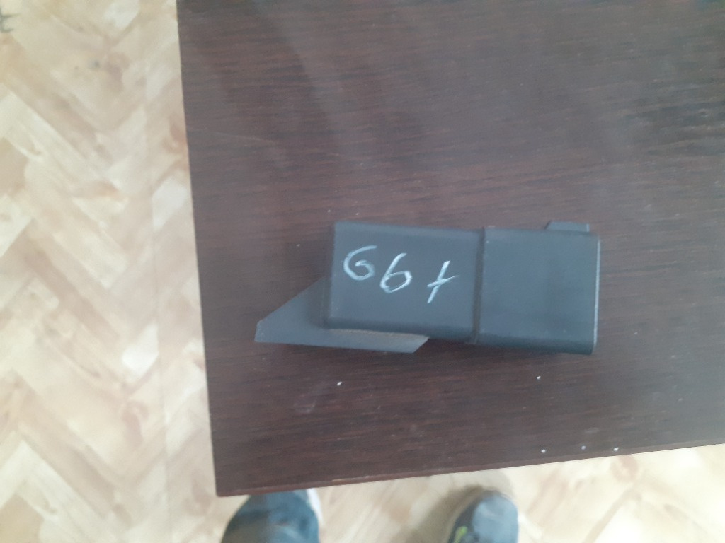 Releu Buji Vw Golf 6 plus Cod Piesa : 038 907 281 D