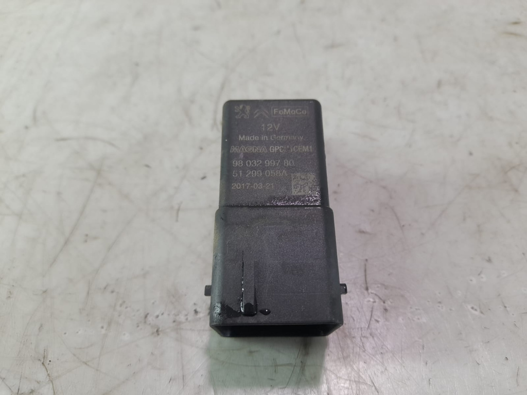 Releu bujii 9803299780 Peugeot 3008 2 [2