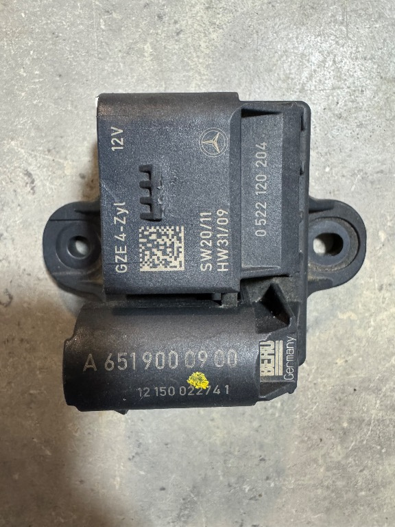 Releu Bujii Cod A6519000900/A 651 900 09 00 pentru Mercedes C Class W204 2.2 CDI
