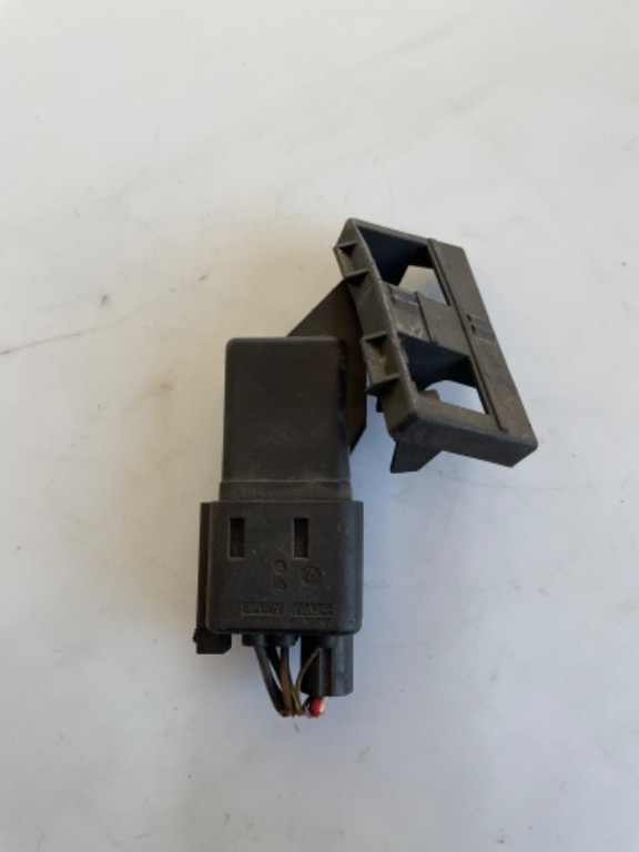Releu bujii Seat, Skoda, VW Golf 5 , Octavia 2 , Audi A3 8P Cod 038907281D , 0281003038