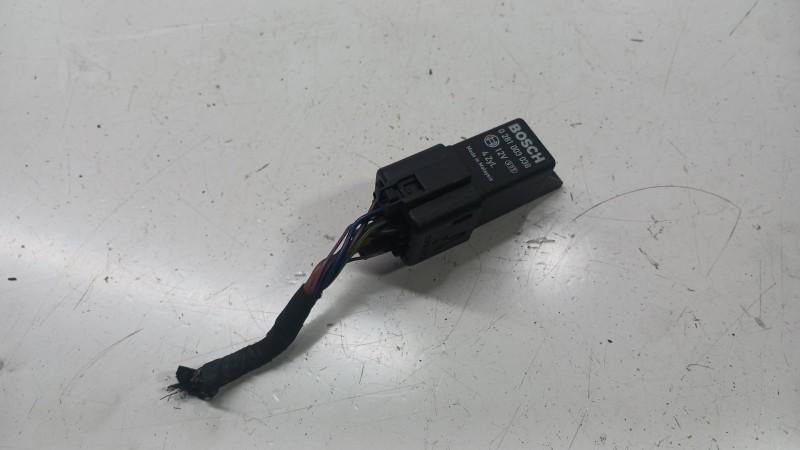 Releu bujii Volkswagen Golf 6 (2008->) 0281003038