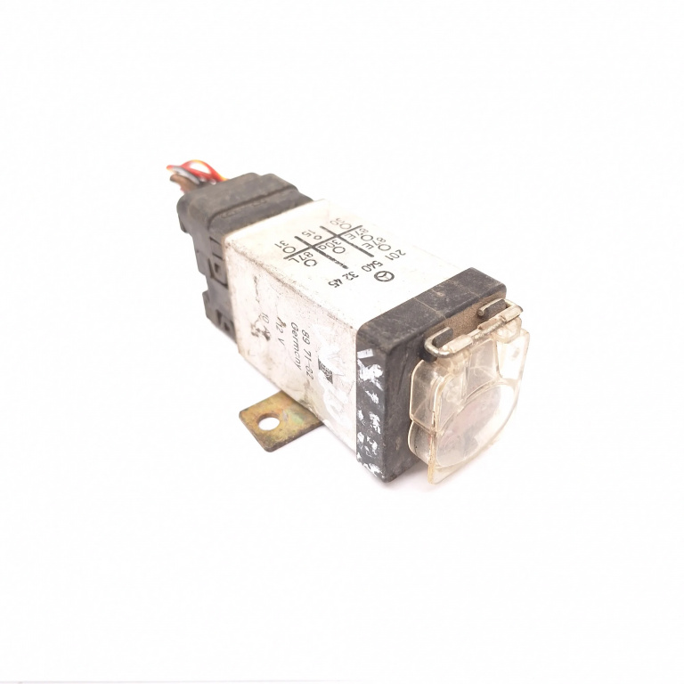 Releu Mercedes-Benz 190 (W201) 1982 - 1993 Benzina 2015403245, 201 540 32 45, 89 71-62, 89 7162, 8971-62, 897162