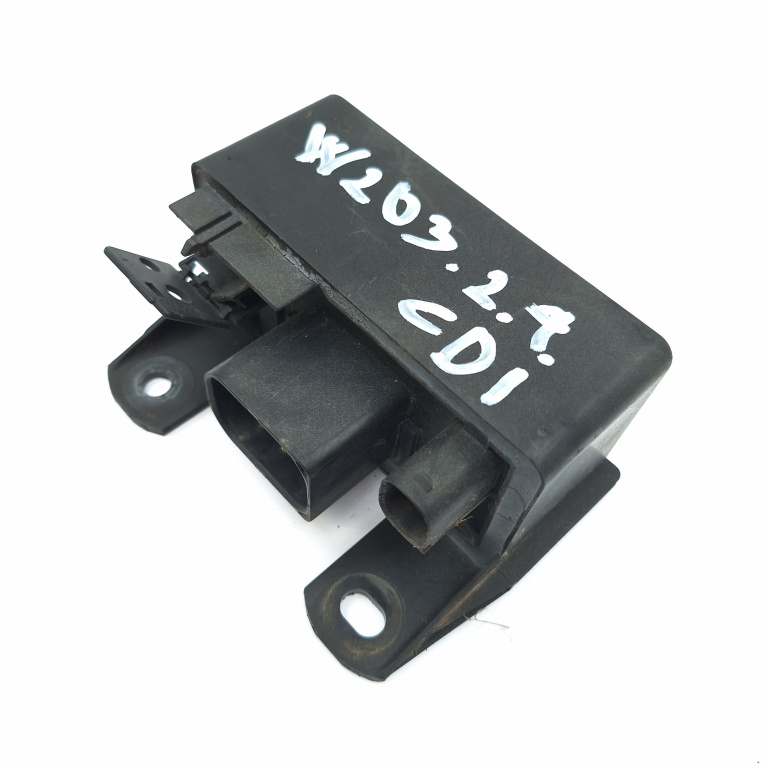 Releu Mercedes-Benz C-CLASS (W203) 2000 - 2007