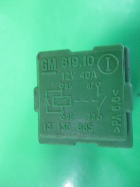 RELEU / MODUL COD 13136665 OPEL VECTRA C