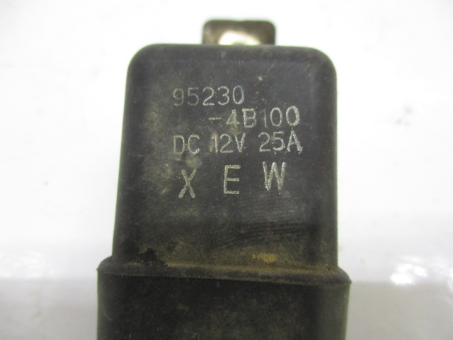 RELEU / MODUL ( NEGRU ) COD 95230-4B100 HYUNDAI H-1 FAB. 1997 - 2007 ⭐⭐⭐⭐⭐