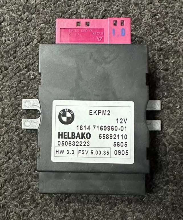 Releu pompa combustibil Bmw E90 16147169960-01 BMW Seria 3 E90 an 2008 cod piesa 16147169960-01 NR755