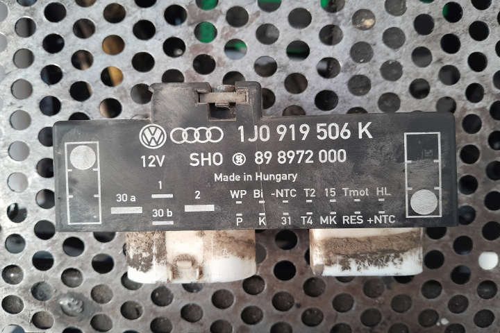 Releu ventilator 1J0919506K Volkswagen VW Bora [19