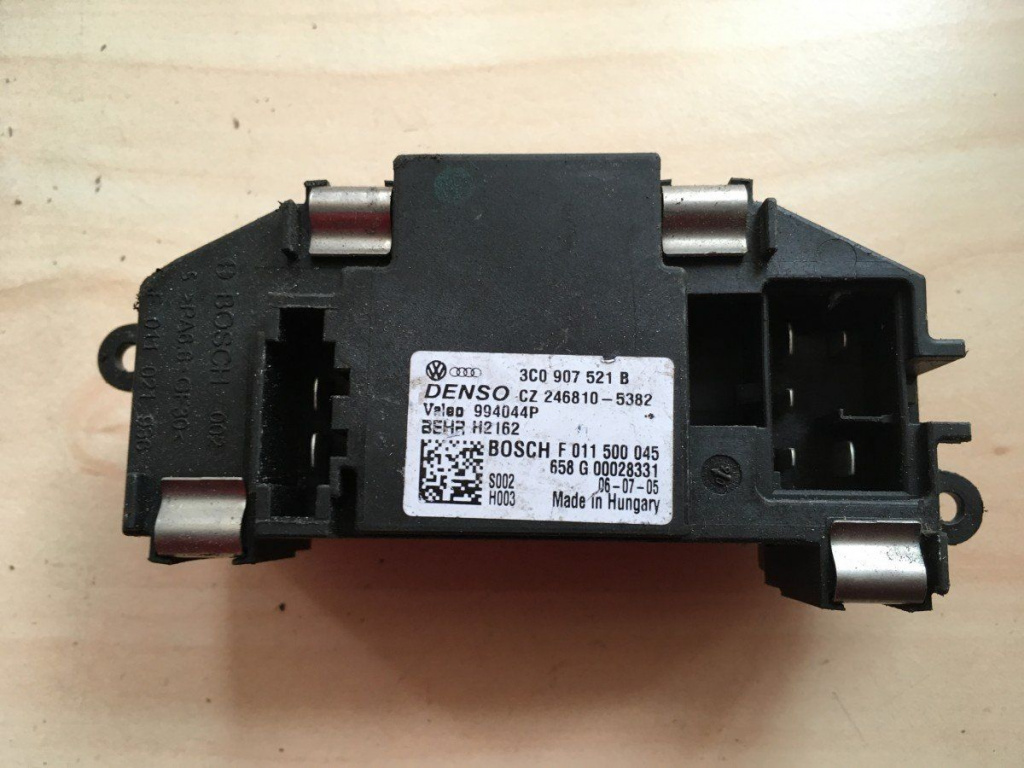 Releu ventilator bord 3C0907521B, Skoda Octavia 2 Combi (1Z5)