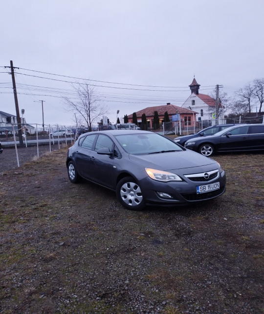 Releu ventilator Opel Astra J [2009 - 2012] Hatchback 5-usi 1.7 CDTI MT (125 hp)