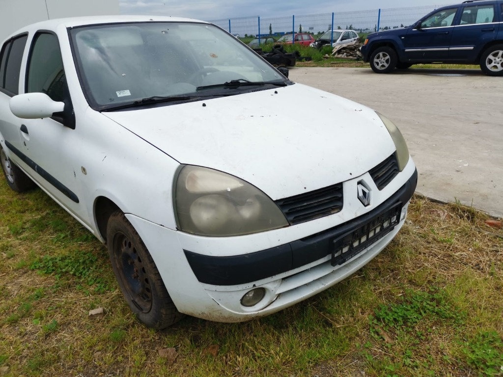 Renault Clio din 2005, motor 1.5 dci, tip K9K-B7