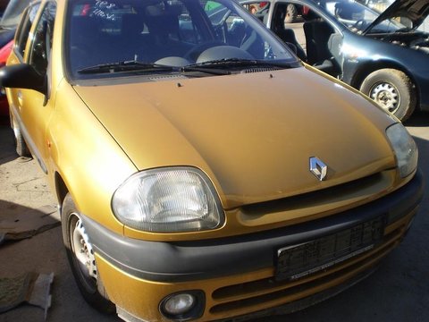 Renault Clio II din 1998-2002, 1.6 b