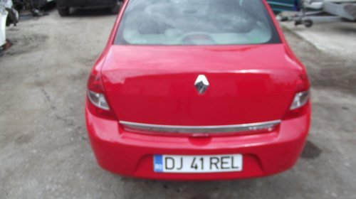 Renault symbol ,model 2010,motor 1,2 ben