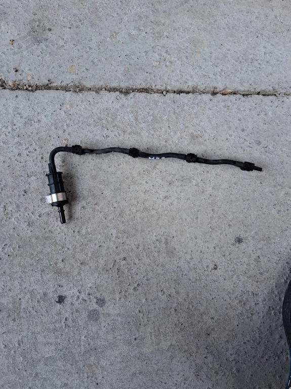 Retur injectie Nissan Primastar 2.0 dci PA66 GF30 an 2006 - 2014