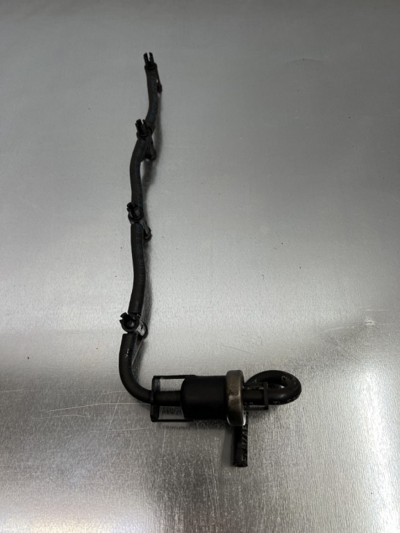 Retur injectoare Audi A4 B8 Avant 2.0 TDI DPF Multitronic, 143cp sedan 2010 (cod intern: 74872)