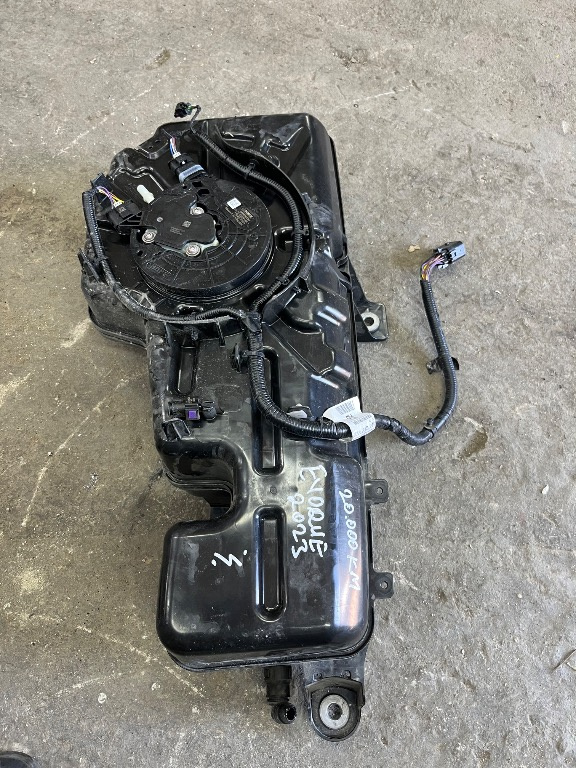 Rezervor Adblue Land Rover Evoque L551 2.0 diesel 