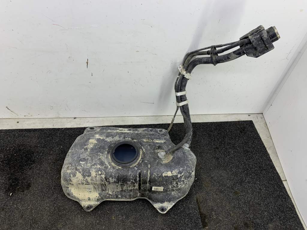 Rezervor combustibil Toyota YARIS 1.5i hybrid 2017-2020 77100-0D261 DezP: 27874