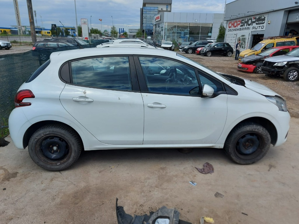 Rezervor Peugeot 208 2017 Hatchback 1.6 HDI DV6FE