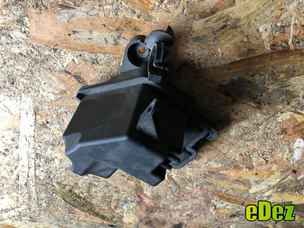 Rezervor vacuum Ford Kuga (2008-2012) 2.
