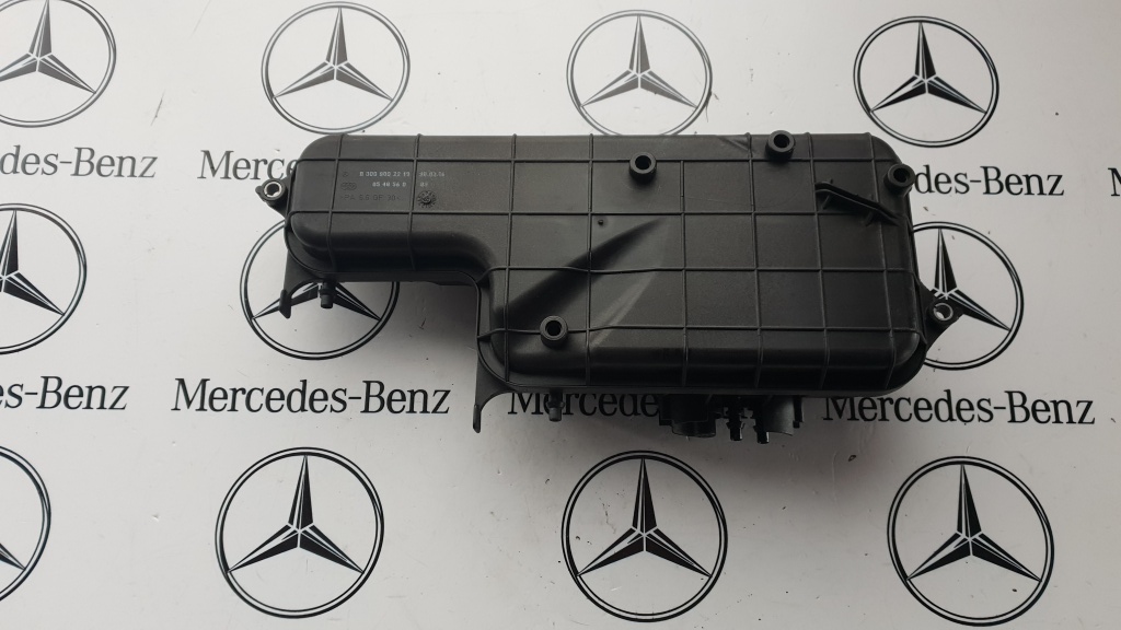 Rezervor vacuum Mercedes S class W221 A0008002219