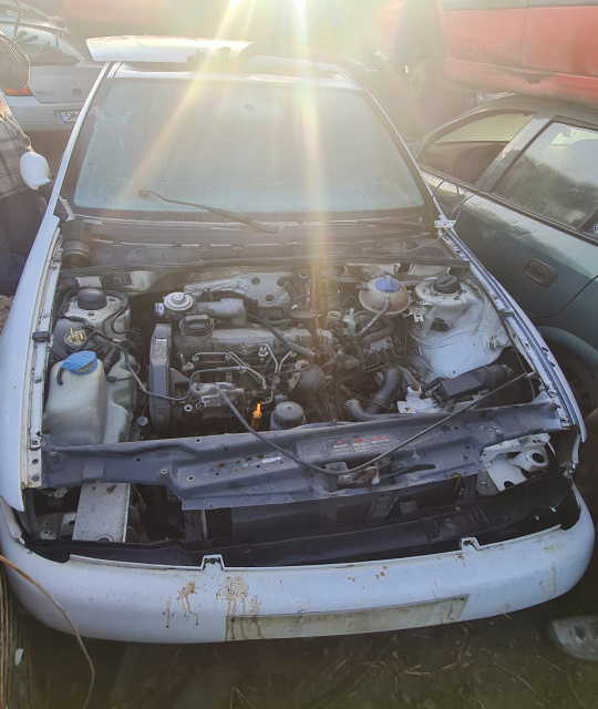 Rezervor vacuum Volkswagen VW Polo 3 6N 
