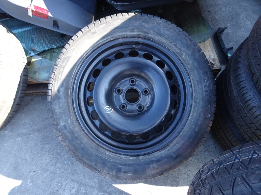 Roata de rezerva Volkswagen Passat R16 cu cauciuc