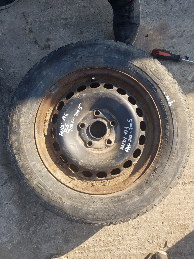 Roata rezerva + pneu R15 Audi A4 B6 1.9 tdi AVF 131CP 2002-2004