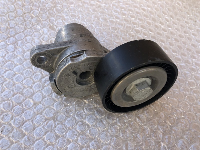 Rola intinzatoare cu intinzator accesorii motor 1.