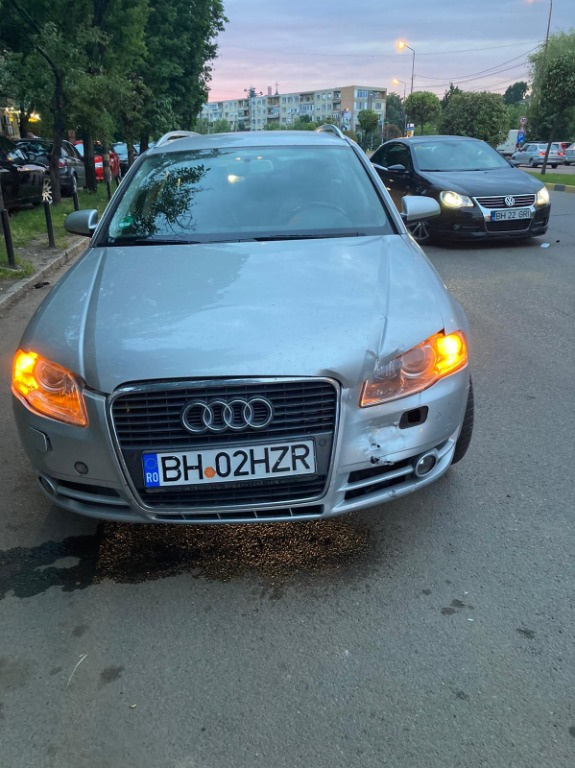 Rulment cu butuc roata fata Audi A4 B7 2006 Break 2.0