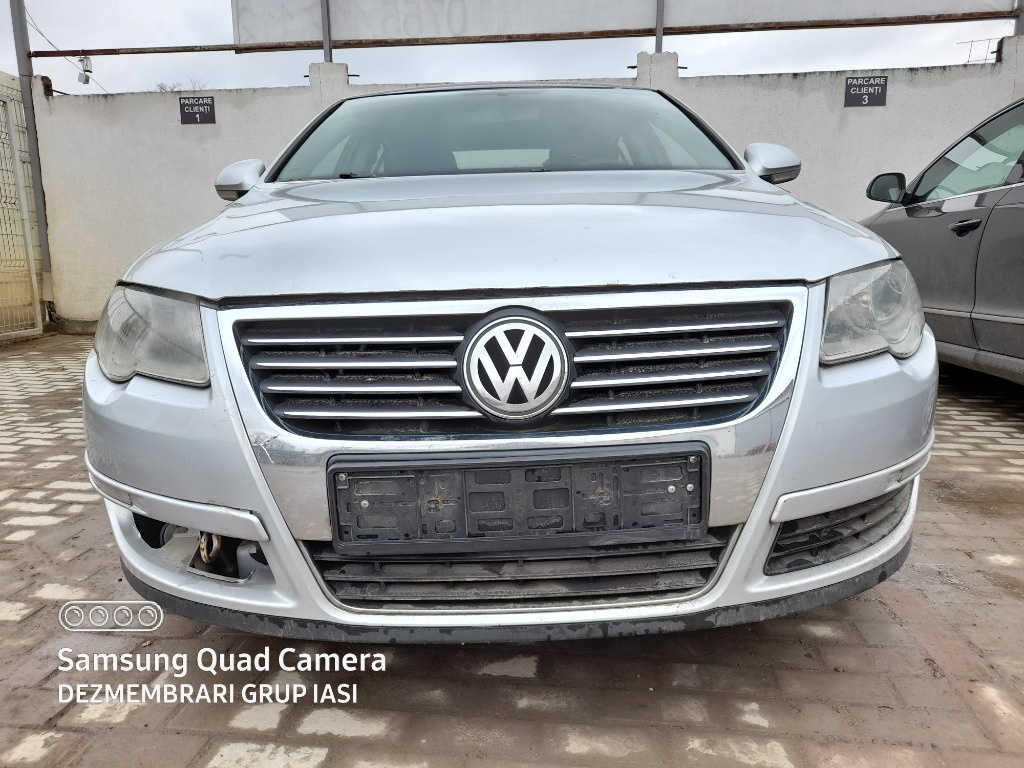 Rulment cu butuc roata spate Volkswagen Passat B6 2006 berlina 2.0 TDI