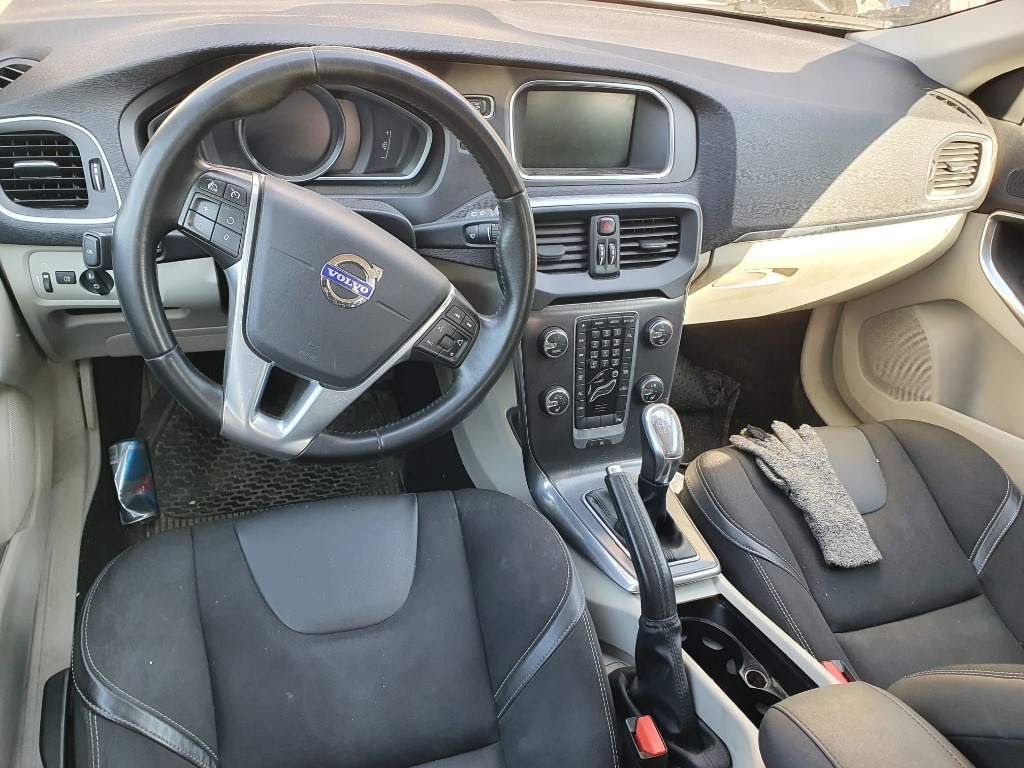Rulment cu butuc roata spate Volvo V40 2