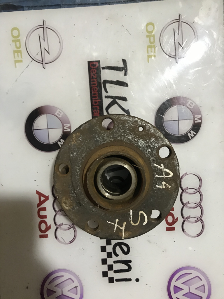 Rulment stanga fata Audi A4 B7 2.0