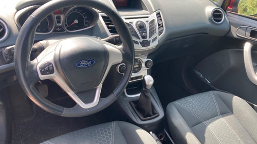Rulou polita portbagaj Ford Fiesta 6 201