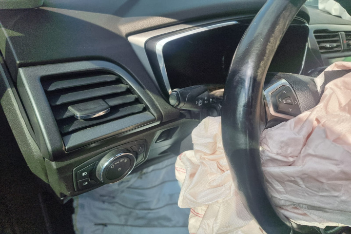 Rulou polita portbagaj Ford Mondeo 5 201