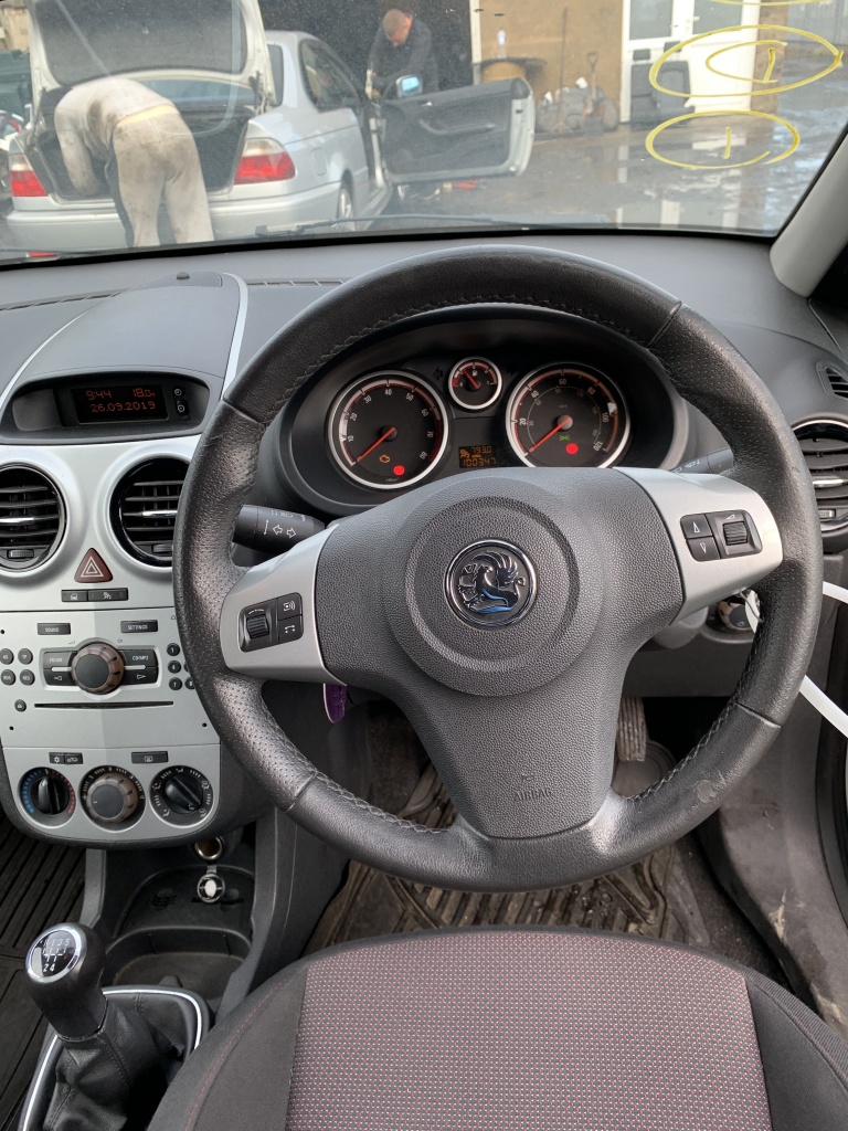 Rulou polita portbagaj Opel Corsa D 2008