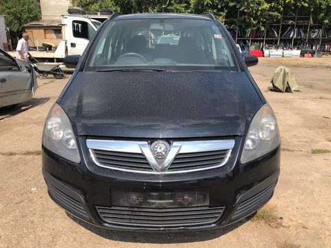 Rulou polita portbagaj Opel Zafira 2006 MONOVOLUM 1.6 BENZINA