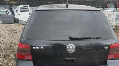 Rulou polita portbagaj Volkswagen Golf 4