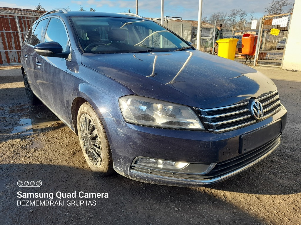 Rulou polita portbagaj Volkswagen Passat B7 2011 break 2.0 diesel