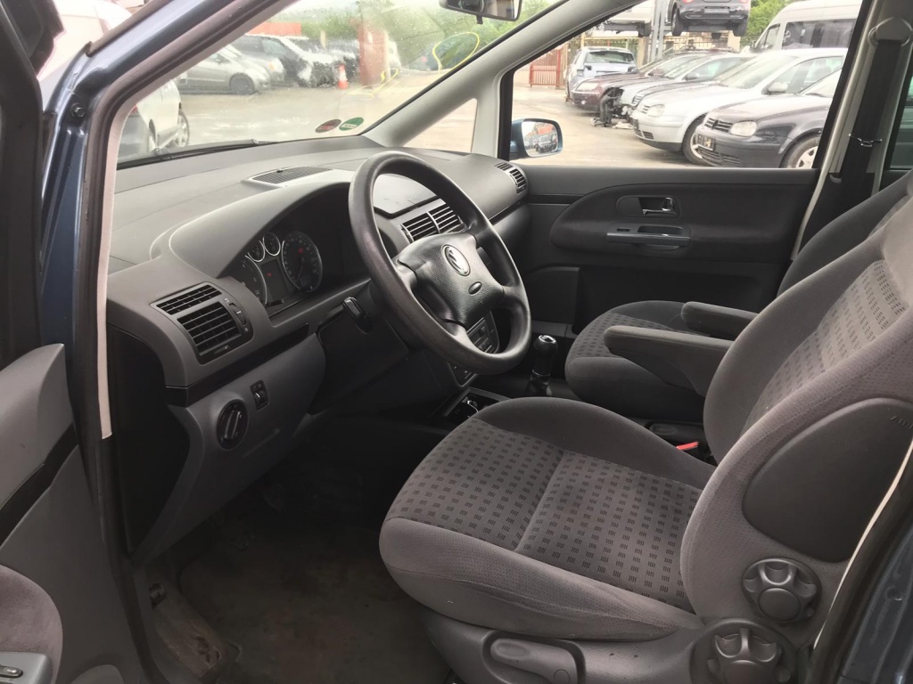 Rulou polita portbagaj Volkswagen Sharan