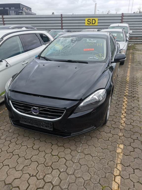 Rulou polita portbagaj Volvo V40 2014 Hatchback 1.6