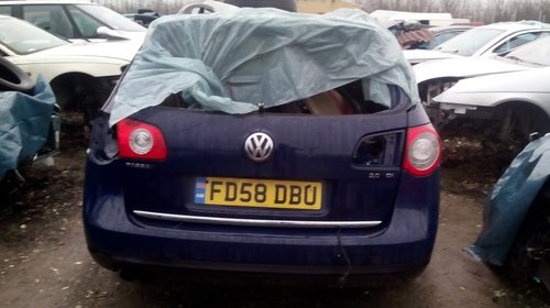 Rulou polita portbagaj VW Passat B6 2009