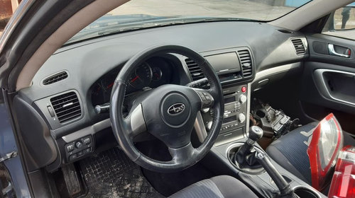 Rulou portbagaj Subaru Outback polita