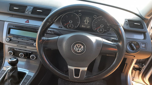 Rulou portbagaj Volkswagen Passat B6 [20