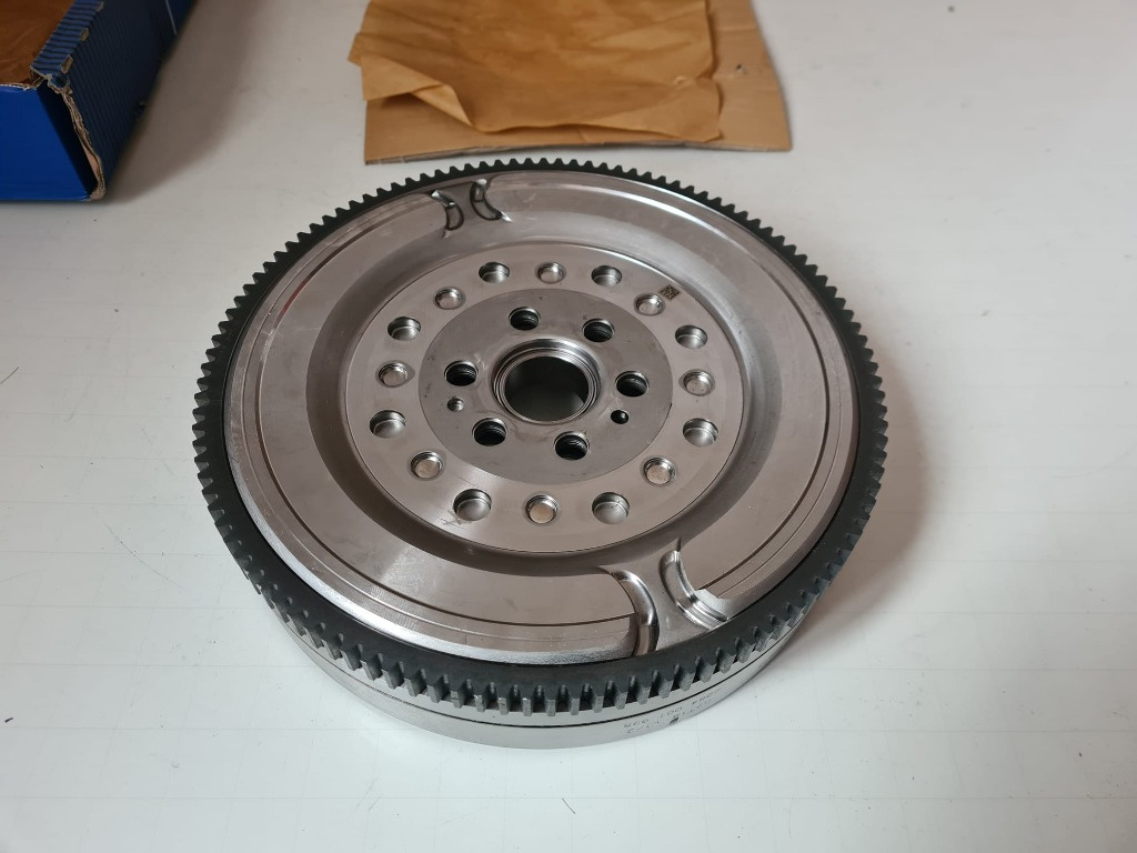 SACHS 2294 001 998 Volanta cu masa dubla