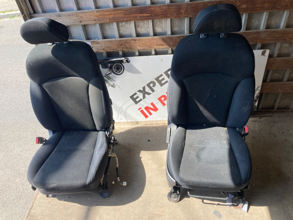 Scaun fata stanga dreapta cu airbag si incalzire sofer electric subaru xv an 2011