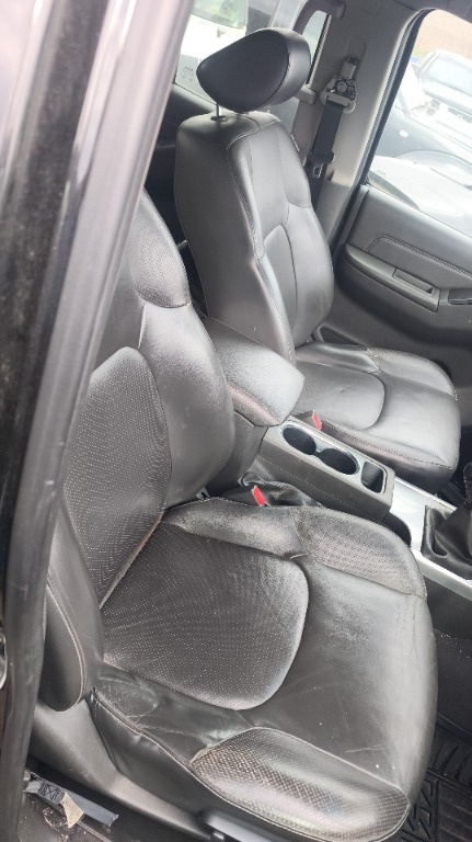 Scaun piele nissan navara pathfinder
